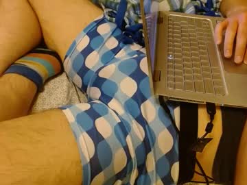 Hairy cam model Lookinatugirl, 36 yrs live now