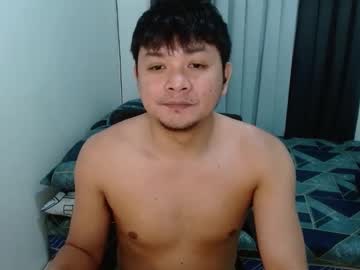 Live gay cam model Love_hottieh streaming now in HD