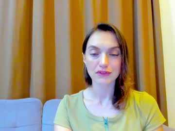 Live Milf Lovelyeemia, 39 yrs - Hot Milf Cams