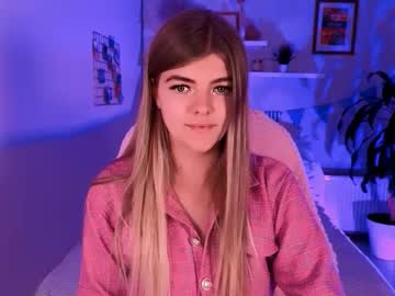 Loveuken, 21 years old, GOAL: Wear heels and show you [20 tokens remaining] Barbie try to find her Ken? #shy #blonde #new #nonude #cosplay, webcam photo