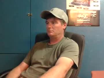 Catch me live as Luckdrawn816, age 39 yrs in premium male cam shows