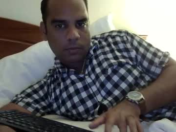 Hairy cam model Luckyfinalone live now