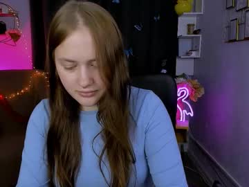 Luna_blooming, 20 years old, GOAL: flash ass [175 tokens remaining] Welcome to my room! #18 #bigass #young #lovense #bigboobs, webcam photo