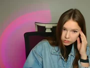 Live cam boy Luna_mayy, 19 yrs – Hot Male Cams