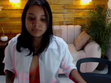 Luna_peterson, Squirt in Public [968 tokens left] #young #petite #latina #smalltits #skinny, webcam photo