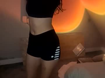 Lunaveil_, 19 years old, Fuck me with a dildo [1947 tokens left] #tease #new #british #booty #daddy, webcam photo
