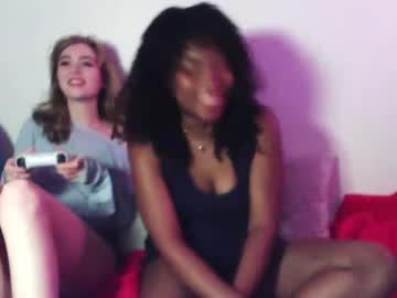 Luneforyou, 20 years old, hi, we're Sol and Luna! let's chat - Goal: Remove top [1051 tokens left] #ebony #blonde #lesbian #new #bigboobs, webcam photo