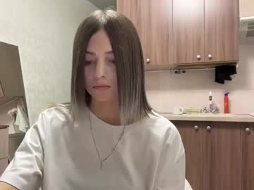 Lurlineoline, 18 years old, GOAL:Play with my hair ? Hey hey guys I am May nice to meet u  #18 #new #teen #young #shy [12 tokens remaining], webcam photo