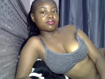 luvly_ebonny - Live EU Performer