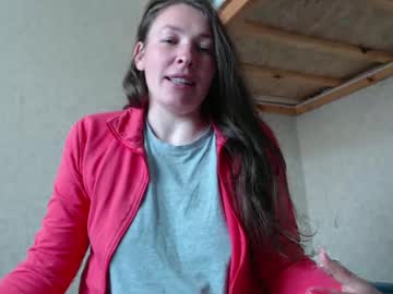 lyliii - Live Performer