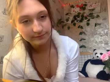 Macieslay, 18 years old, Goal: Show My outfit for today ? Hi, I`m Alie, and I`m #new here, so #shy to be here ? #teen #young #18 [29 tokens remaining], webcam photo