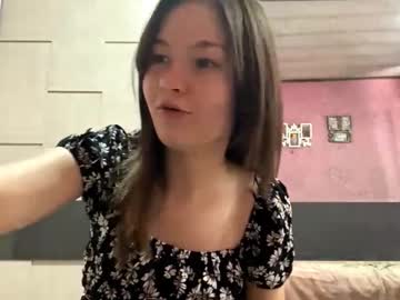 Maeeasterling, 18 years old, I'm new to everyone: GOAL -You are very sweet   :) #new #18 #skinny #shy #teen [25 tokens remaining], webcam photo