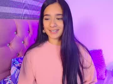 maeena - Live Performer