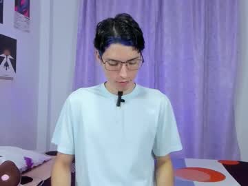 Live gay cam model Maicolazul22 yrs streaming now in HD