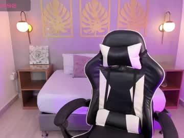 Squirting cam girl Majo_rose age 24 yrs live now