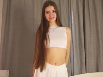 Mallowmuse, 18 years old, Goal:?wet my tits? Im Viktória im #new here i glad to see u here im a little #shy #teen i have #Lovense and #natural body [32 tokens remaining], webcam photo