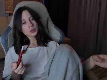 Manicpixxxiedreamgirl • shy21y • prison for cool girls • public