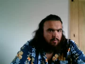 Hairy cam model Mannhirych live now