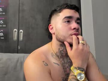 Live gay cam model Marcusdwan_21 yrs streaming now in HD