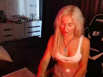 Live Milf Margoo_77, 49 yrs - Hot Milf Cams