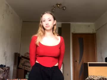 Mariluhannemann, 18 years old, i'm Amelia and #new here #smalltits #skinny #teen #18 Goal:  how about I pose with my back to let you appreciate my ass.^^ [0 tokens remaining], webcam photo