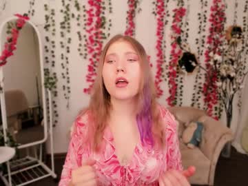Mary_dollie, 19 years old, GOAL: Body tour [84 tokens remaining] Hello everyone, this is my first stream. Support me pls^^ #shy #bigboobs #natural #new #18, webcam photo