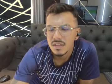 Mastermax_ big cock cam stud 23 yrs streaming live