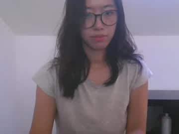 Skinny Asian cam girl Masutabe83 live in HD