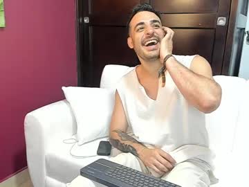 Muscle cam star Mateobigcock24, 31 yrs