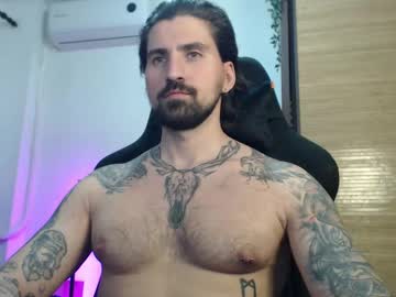 Muscle cam star Mateohalifa