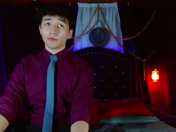 Live gay cam model Matt_sky18 yrs streaming now in HD