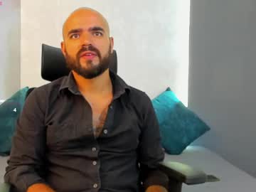 Hairy cam model Maximo_di_santi, 32 yrs live now