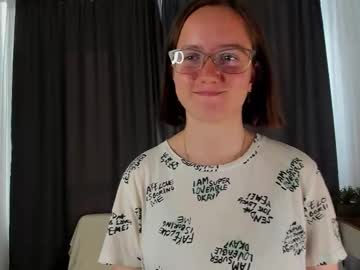 Mayekollar, 18 years old, time to lick my finger Hey! I'm Mia me is #18 i'm #young and #teen  have a #bigboobs and #skinny girl [21 tokens remaining], webcam photo