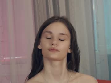 Medusakiss, 18 years old, Hello everyone, my name is Elsa is my first stream here. Goal: sensual touch my neck #18 #new #shy #bigboobs #teen [0 tokens remaining], webcam photo