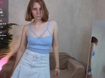 Megan_rousse__, ?raise a little my top more(2/5) ? #new #lovense #shy #teen #18 [17 tokens remaining], webcam photo