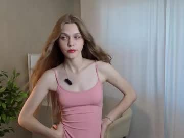 Melainevlahovich, 18 years old, Goal: Show tongue. Hello and you're welcome :) #young #18 #cute #new #shy [15 tokens remaining], webcam photo