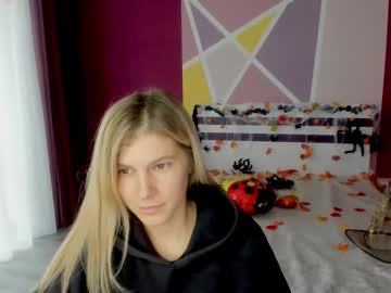 Merrycristi, HAPPY FIRST DAY #new #blonde #milf #skinny # [1097 tokens remaining], webcam photo