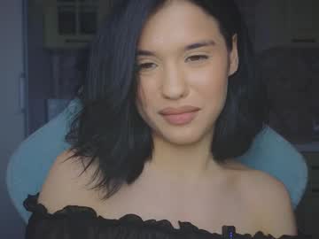 Recommended: mia___lunaa