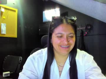 mia_daniela_ - Live EU Performer