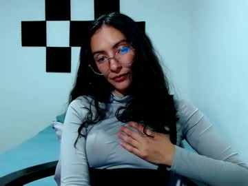 Hairy cam model Miaportman, 24 yrs live now
