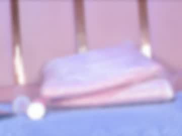 Squirting cam girl Michellespencer1 age 19 yrs live now