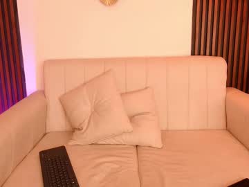 Miia_sexx_, 18 years old, Current Goal: Hi Mia  at 22 tokens -- Next Goal: Sexy dance naked -- Welcome to my first day ?? #new #skinny #latina #shy #smalltits, webcam photo
