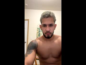 Muscle cam star Mikethomson01, 22 yrs