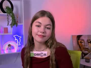 Miki_ti, GOAL: blow kiss [138 tokens remaining] Welcome to my room! #new #18 #pretty #young #smoke, webcam photo