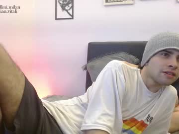 Live gay cam model Milan_bellini23 yrs streaming now in HD