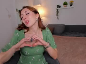 Milkyscars_, 18 years old, my eyes will pierce your soul #18 #cute #new #shy #young [4 tokens remaining], webcam photo