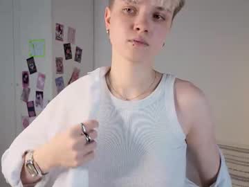 Mimipuff, 18 years old, Goal: I stroke my bare belly! Hey! Im a super sport start! Maybe make me a CB star? #new #shy #18 #teen #skinny [25 tokens remaining], webcam photo