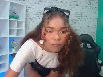 Minhacorner • lesbian18y • Colombia ? • public