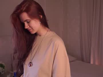 Minhbrush, 18 years old, I am #new here! | Goal: air kiss <3  | I am #18 yo and i am little #shy #smalltits #natural [19 tokens remaining], webcam photo