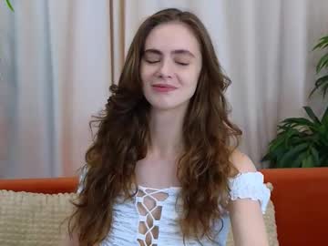 mira_lanes - Live EU Performer